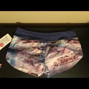 Lululemon ‘Speed Up Short’ 2.5” New with Tags.
